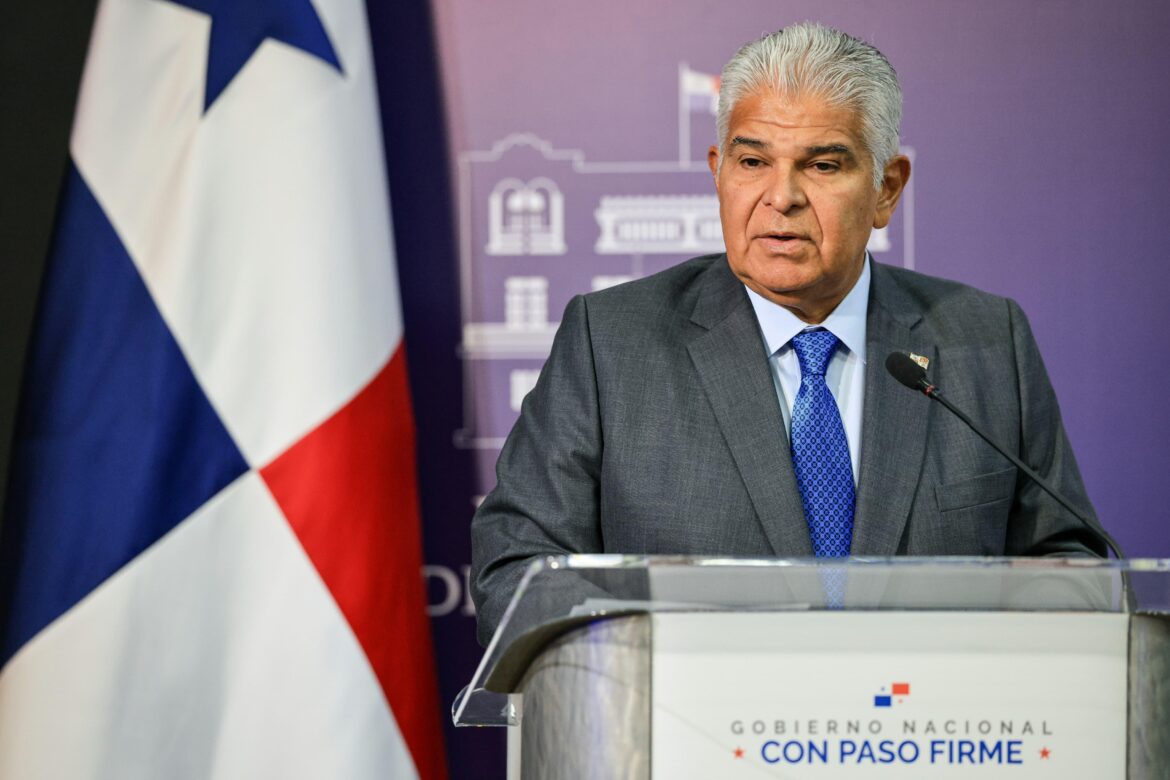 El amargo jueves del presidente Mulino y su descarga contra los periodistas