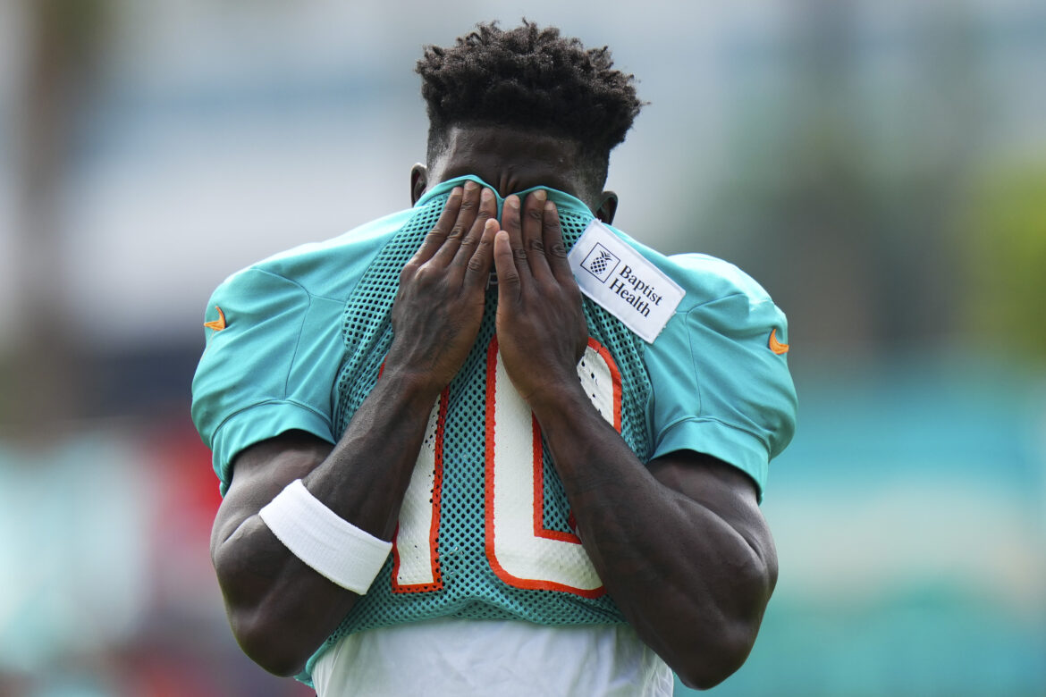 Atltanta Falcons & Miami Dolphins Joint Practice