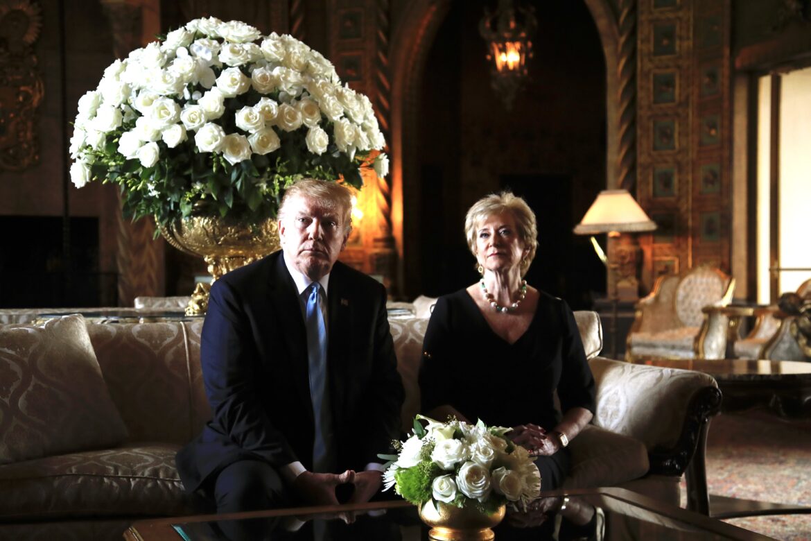 Donald Trump, Linda McMahon
