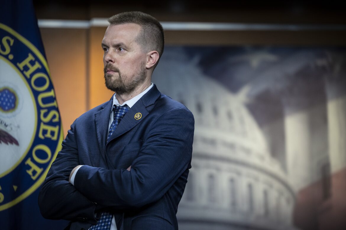 DC: U.S. Congress, Rep. Golden and Rep. Fitzpatrick Bipartis