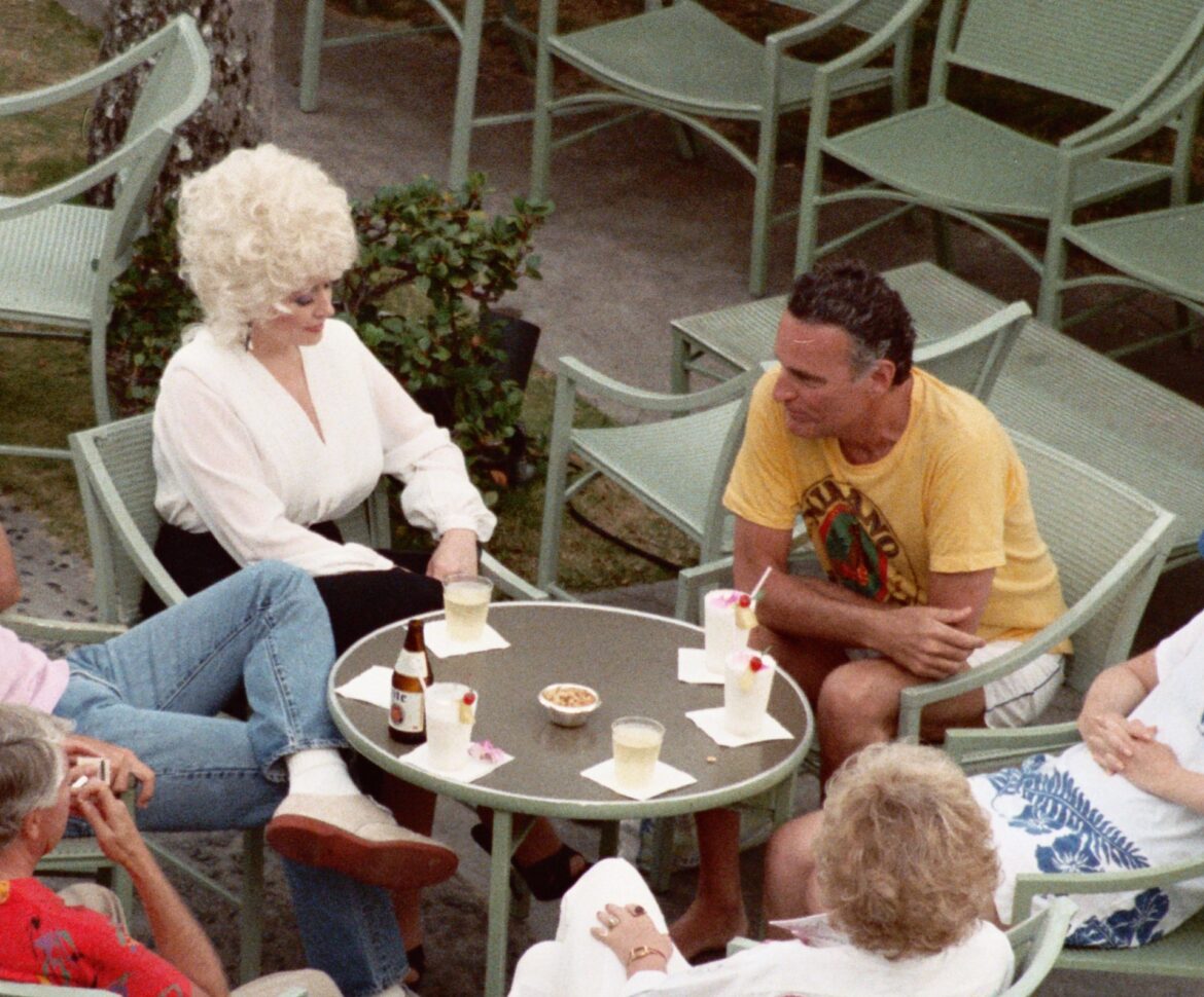 Carl Dean, Dolly Parton’s Husband Who Inspired ‘Jolene,’ Dies at 82