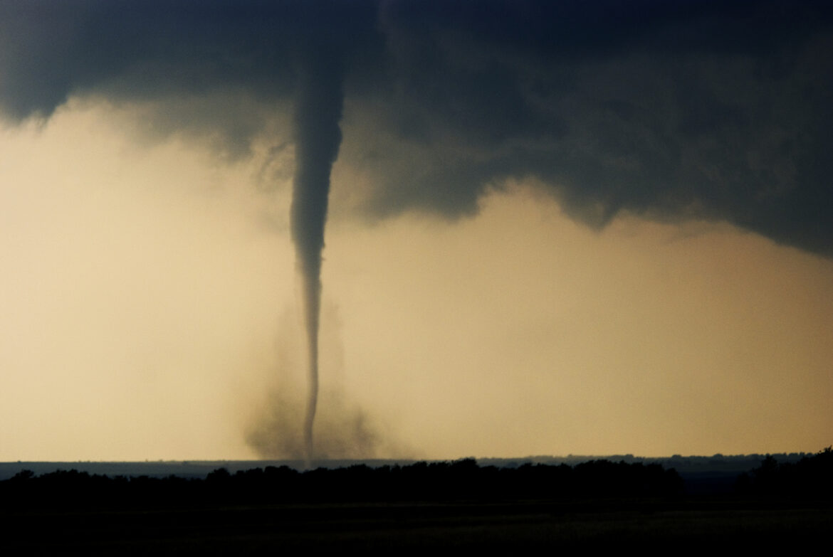 Tornado rips across Oklahoma