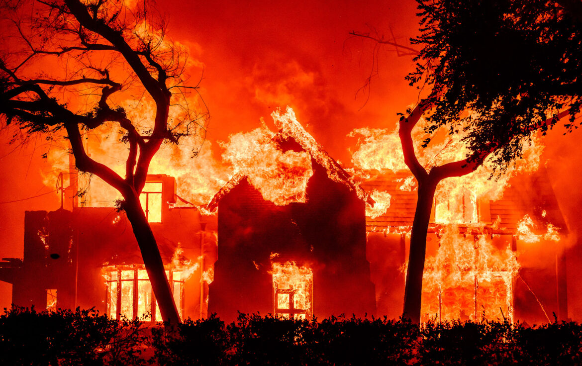 US-WEATHER-FIRE