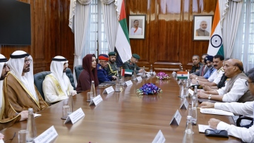 Hamdan bin Mohammed meets with India’s Defence Minister