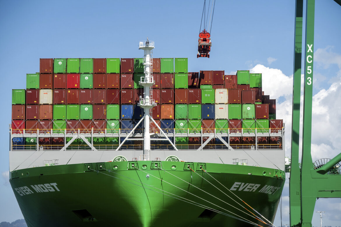 APTOPIX Trump Tariffs