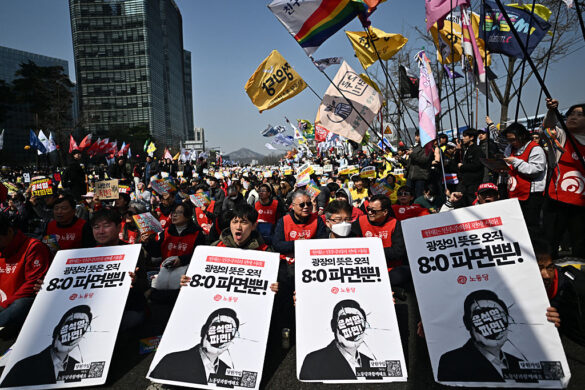 TOPSHOT-SKOREA-POLITICS-COURT