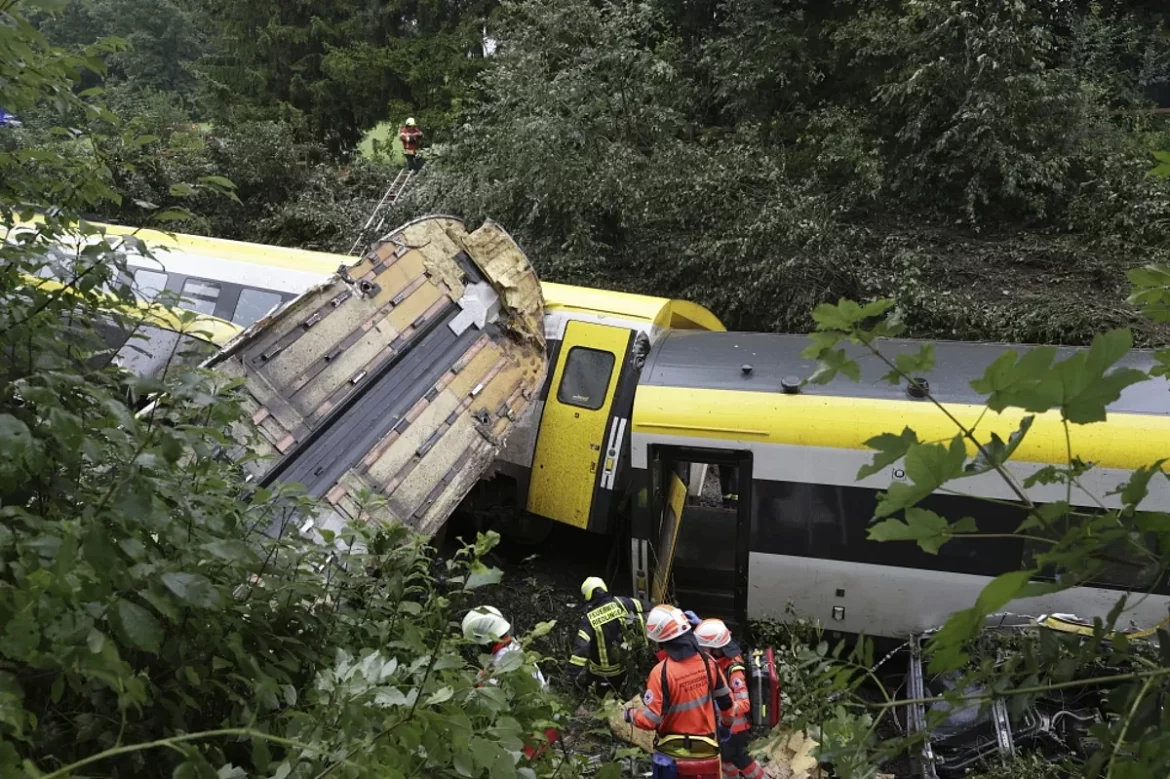 Passenger train derails in southern Germany, injuring three