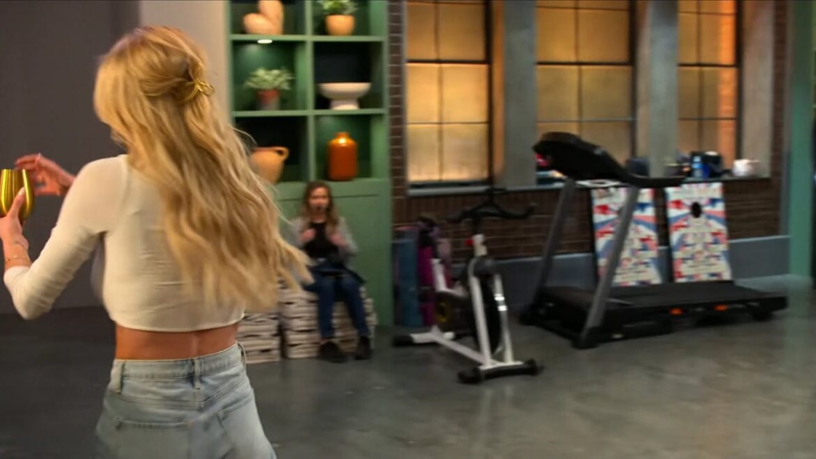 Love Is Blind contestant hospitalised after she mistook nail glue for eye drops