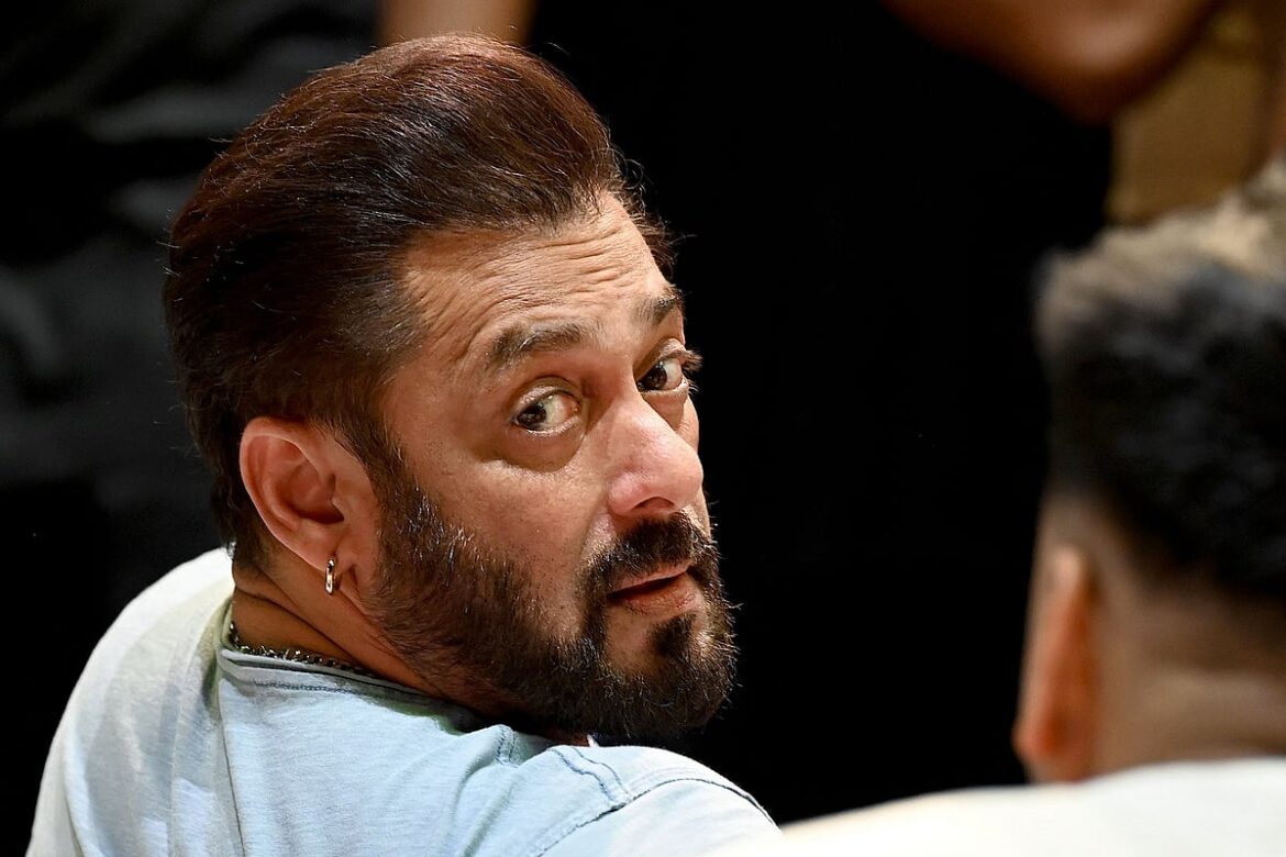 Salim Khan wanted Salman Khan to play cricket for India but actor lacked discipline