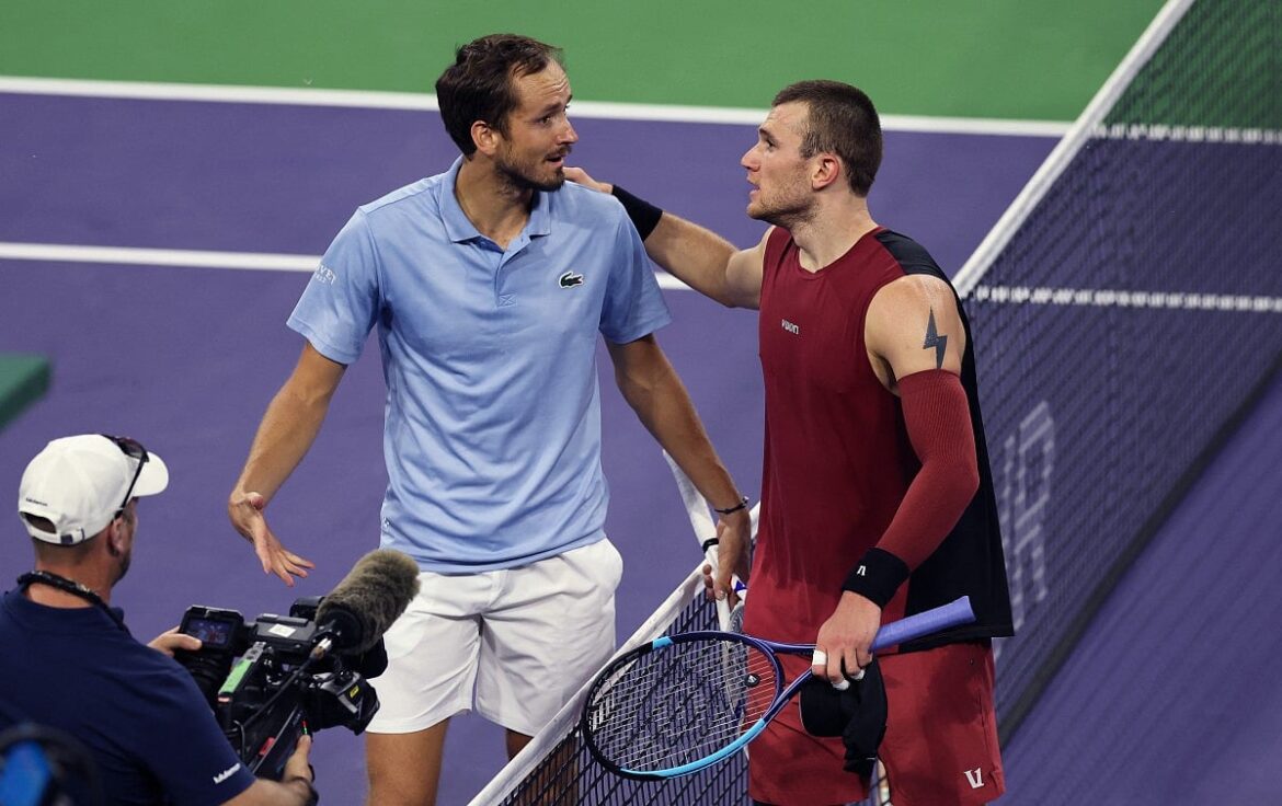 Double British defeat at Indian Wells