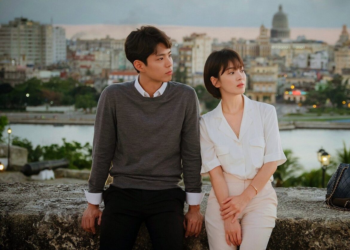 5 K-Dramas with romance and no love triangles (let people be happy): From Encounter to Doom at Your Service