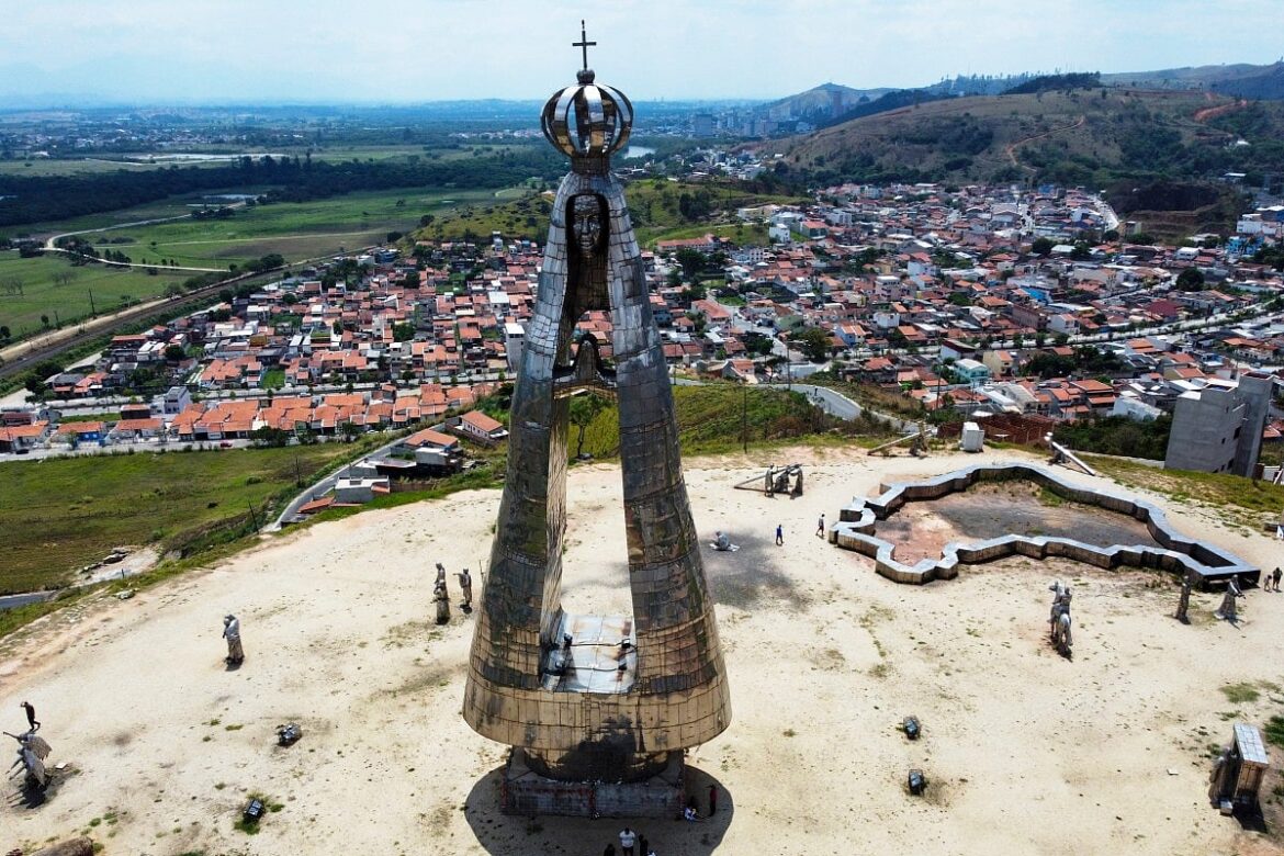 Brazil election clash: Lula and Bolsonaro battle over Patron Saint Our Lady of Aparecida and religious vote