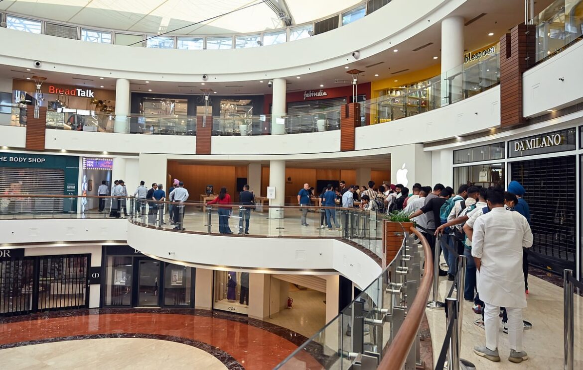 Why Indians queued overnight for iPhone 18 despite minutes-long delivery