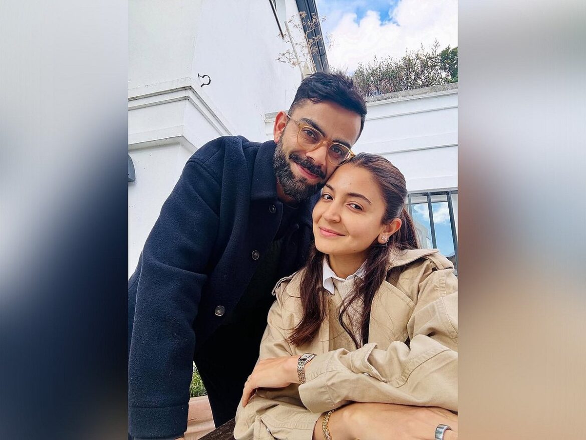 Ravi Shastri on Virat and Anushka's dating days: 'Kohli charges out like a warrior'